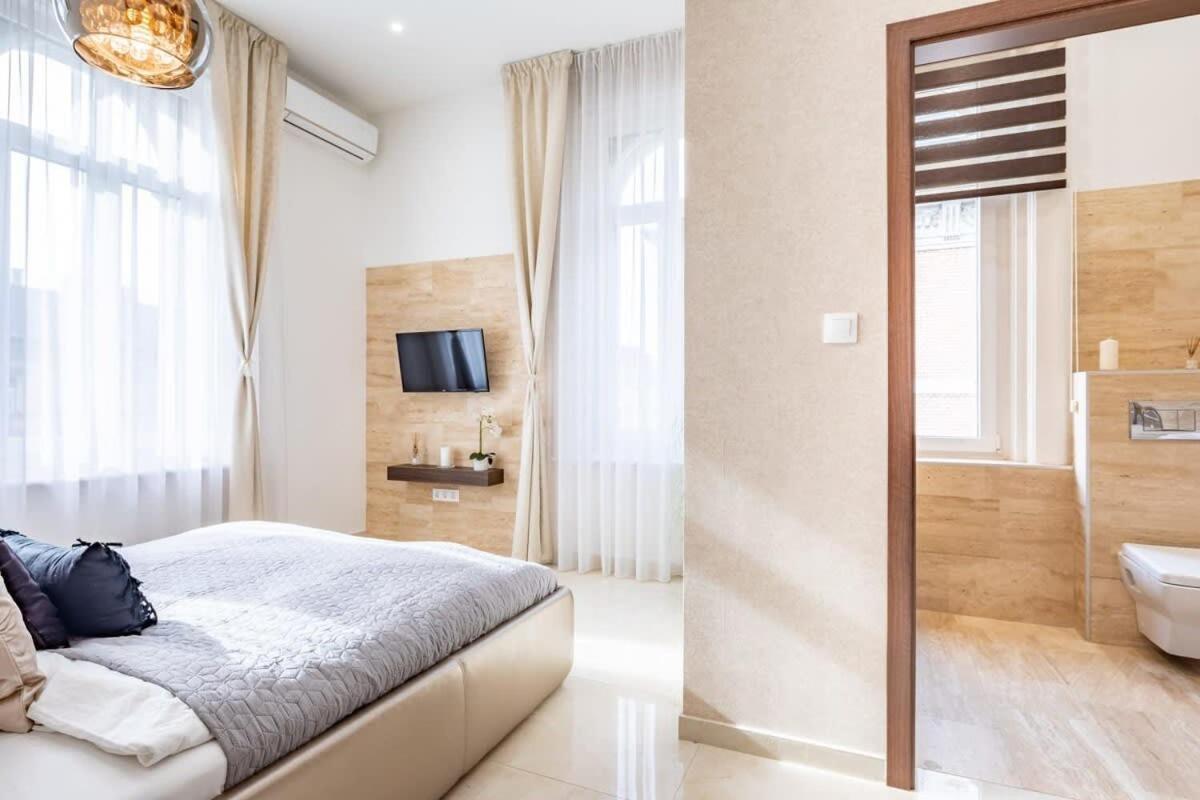 Splendid Perfectly Located Flat With Sauna Leilighet Budapest Eksteriør bilde