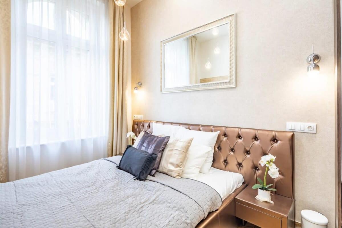 Splendid Perfectly Located Flat With Sauna Leilighet Budapest Eksteriør bilde